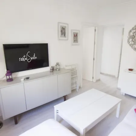 Rentalsevilla Lopez De Gomara Ii Apartment Seville